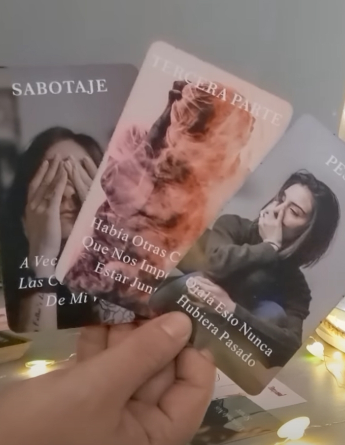 Love Messages oracle